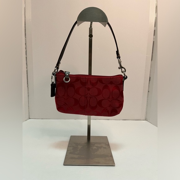 Coach red logo wristlet clutch purse embellished leather embossed - Picture 3 of 11